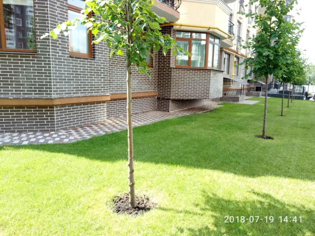 Apartment Studio London 92 Ирпень Экстерьер фото